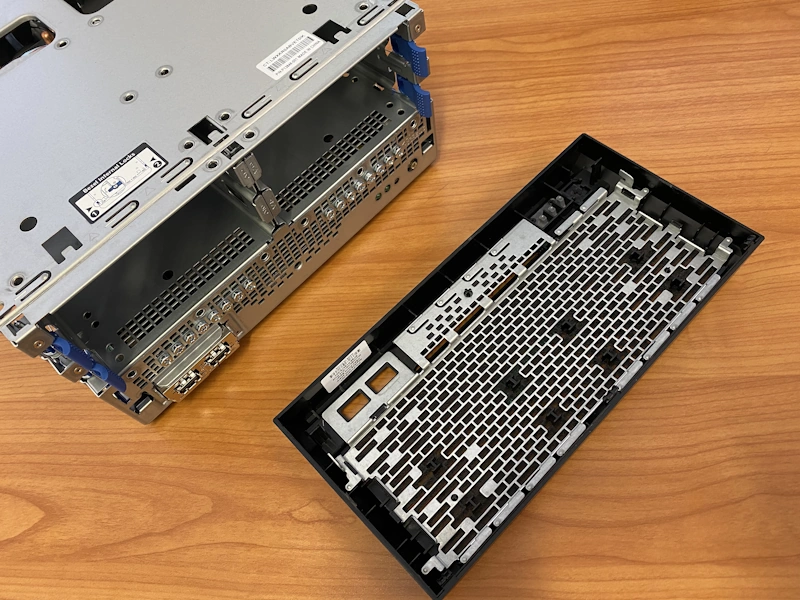 <i>Photo 7 - Front bezel removed.</i>